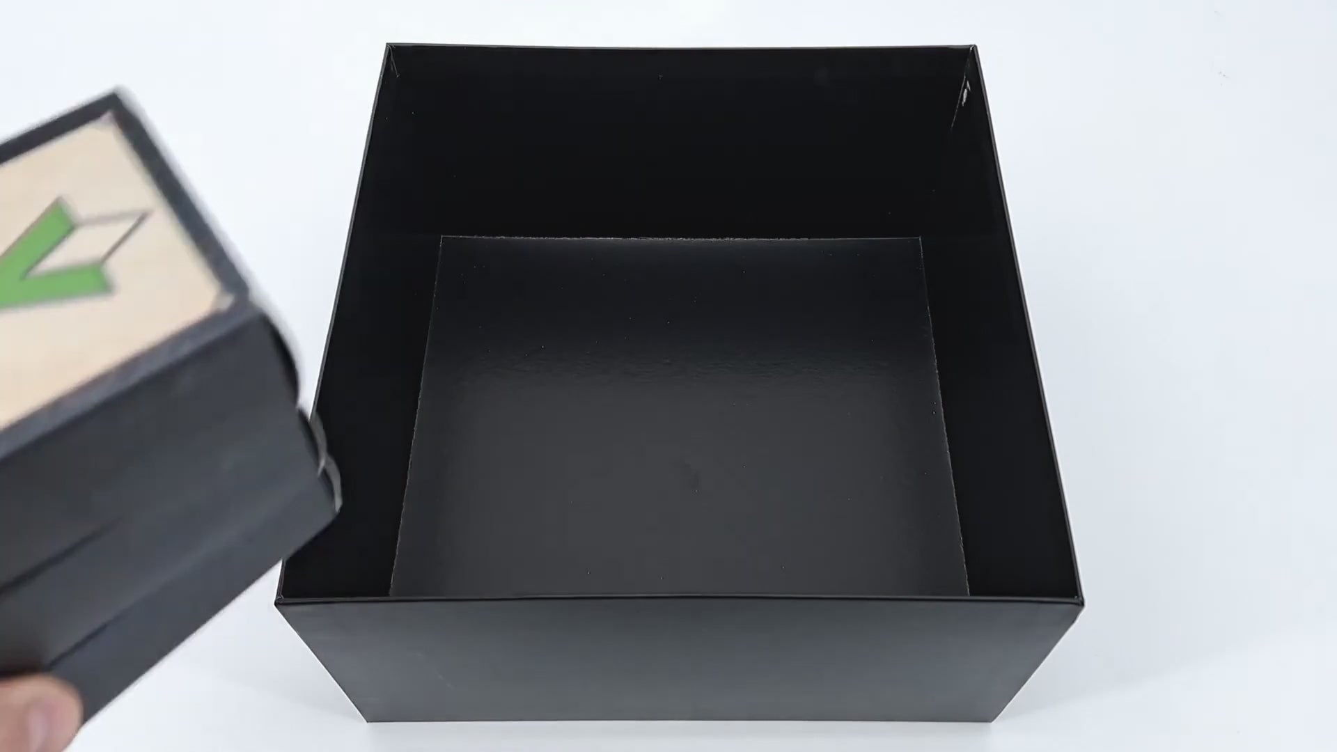 Load video: Skyrim: The Adventure Game - Board Game Insert - STL-FILES ONLY