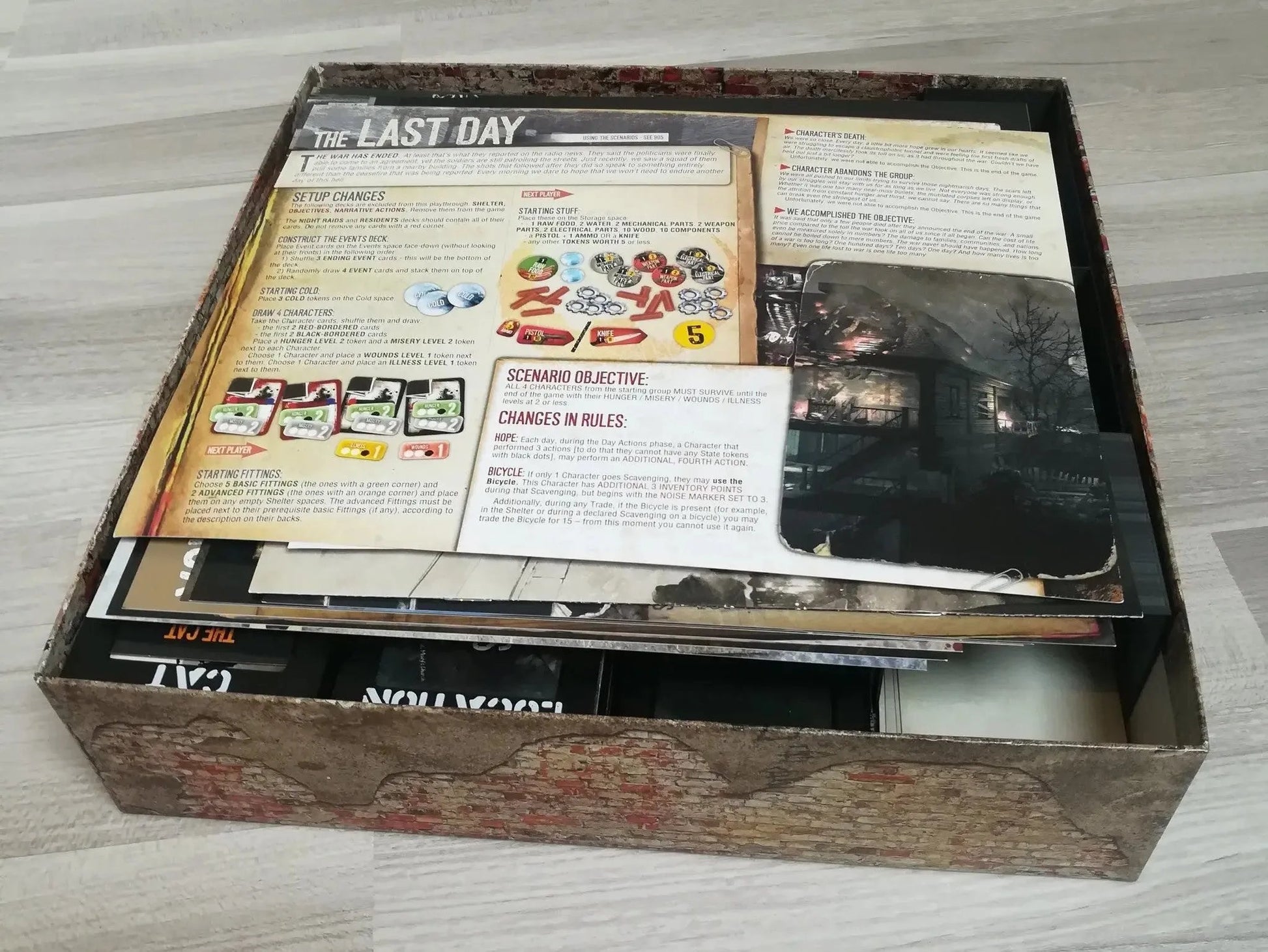 This War of Mine - Board Game Insert Tinkering Paws