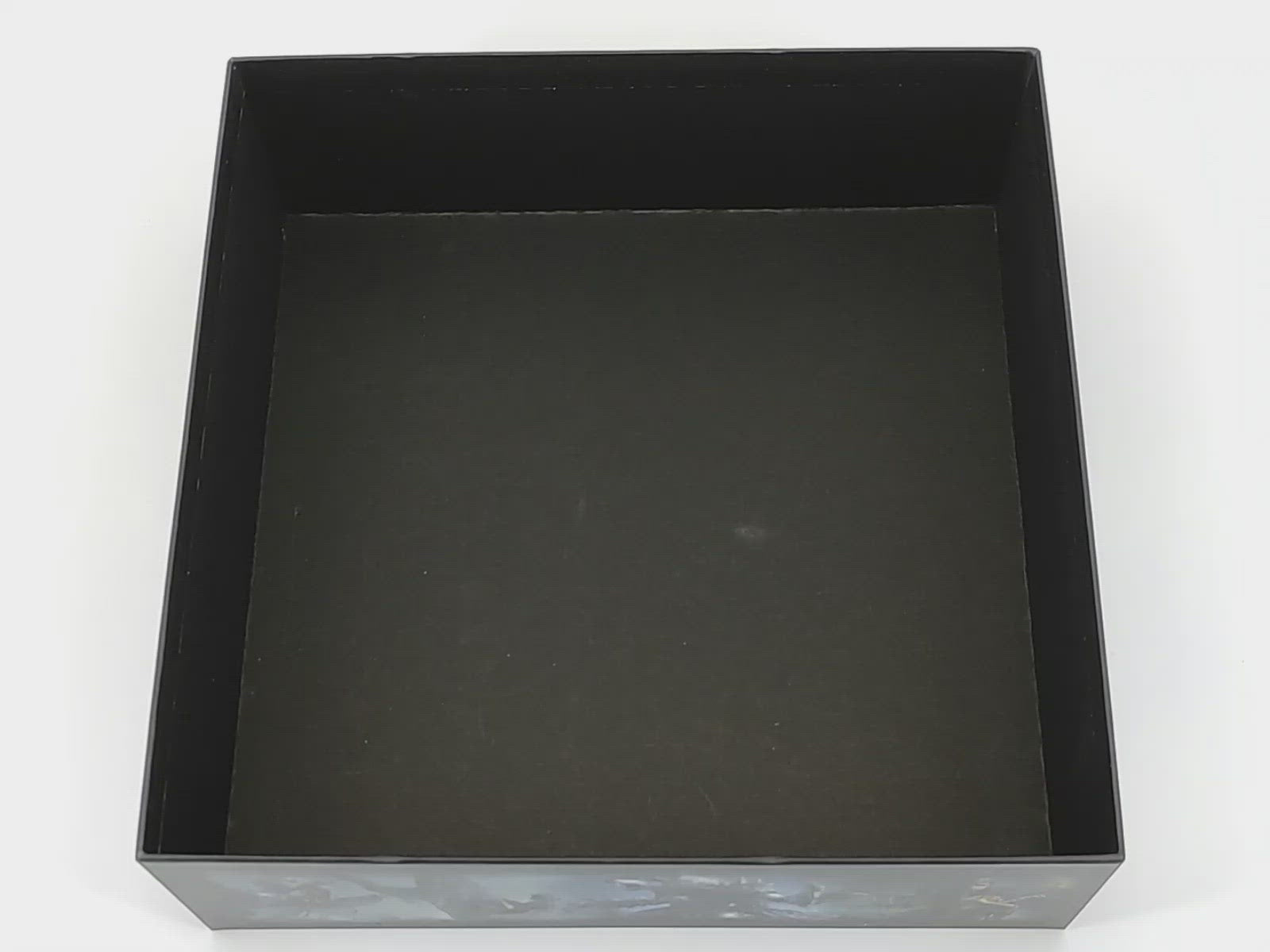 Video laden: Tainted Grail Monster &amp; Berittene Helden - Brettspiel-Einsatz - NUR STL-DATEIEN